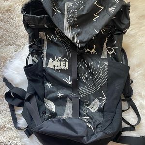 REI Flash 22 Daypack